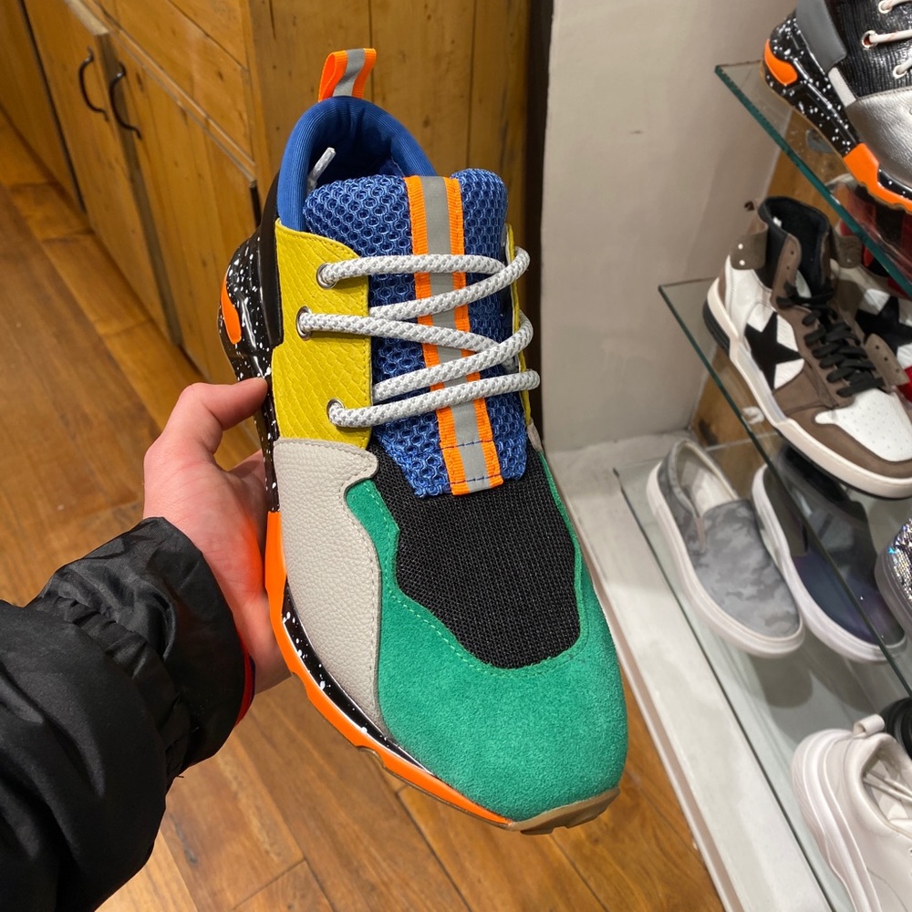 Steve maddens